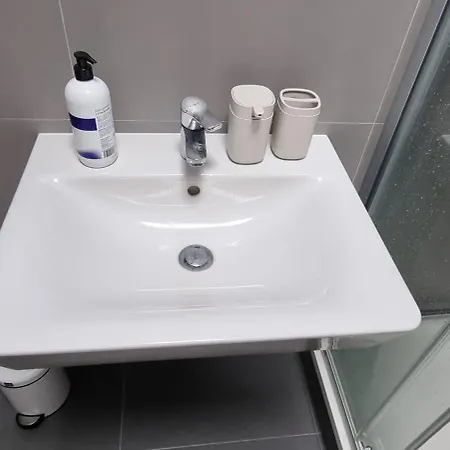 Apartamento Garden Apartment, Free Private Garage Parking Košice