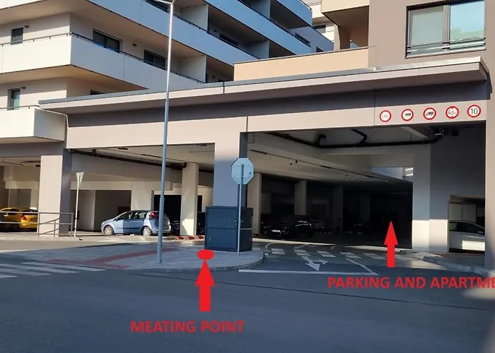 Appartamento Garden Apartment, Free Private Garage Parking Košice